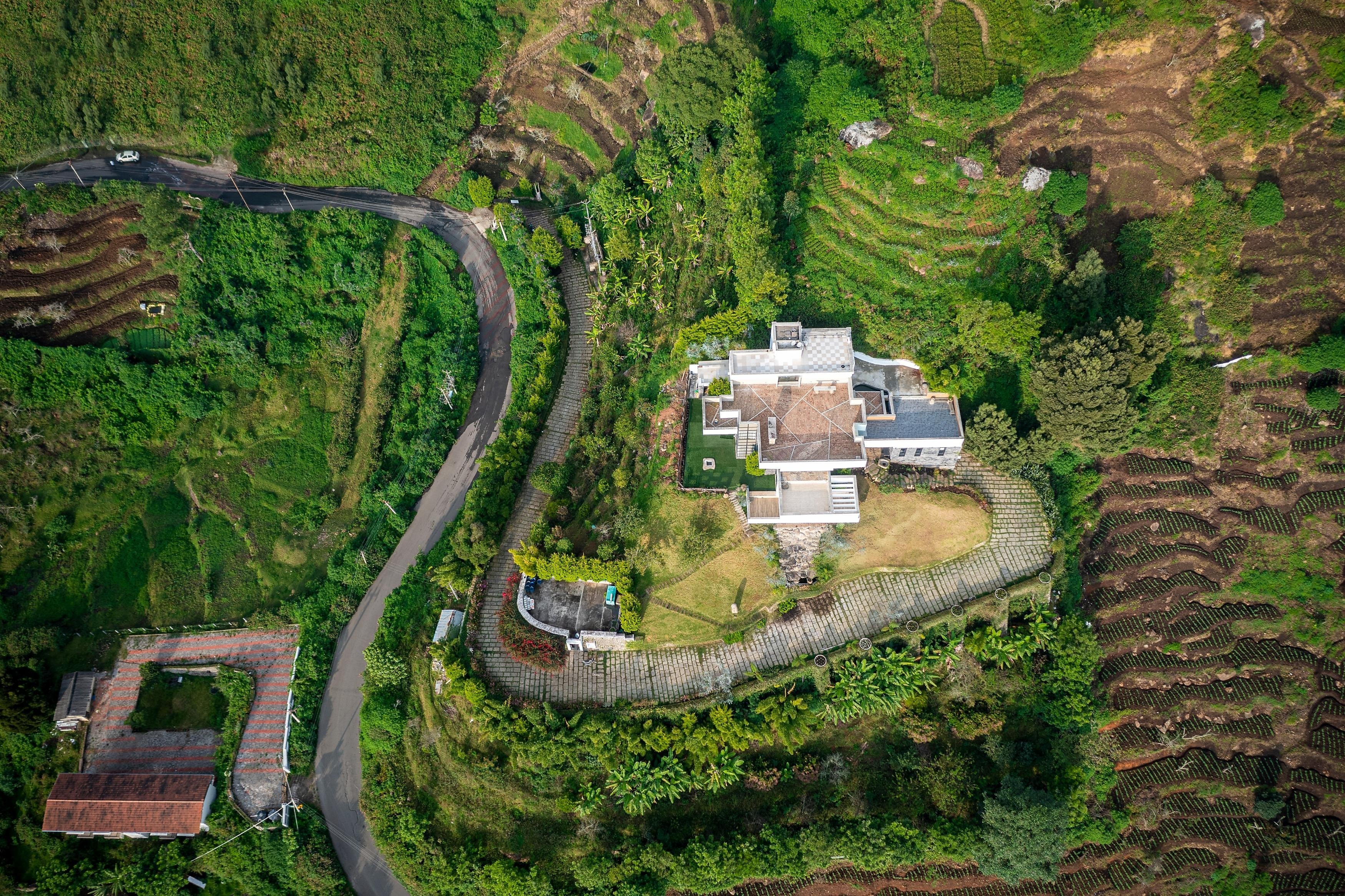 AMA STAYS & TRAILS  KAILASH HOUSE KODAIKANAL